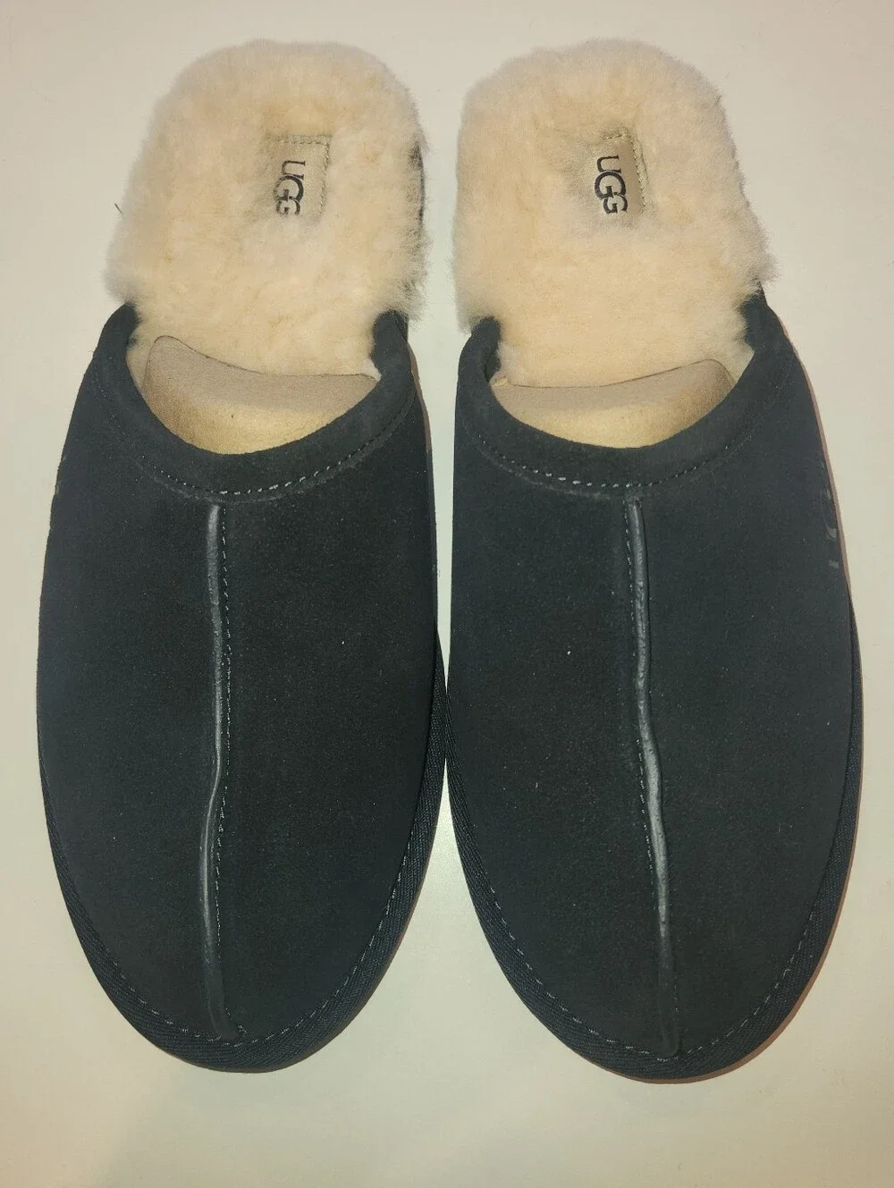 Men's UGG Scuff Slippers – Black Suede – Size 12 – NEW IN BOX